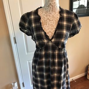 Converse plaid dress